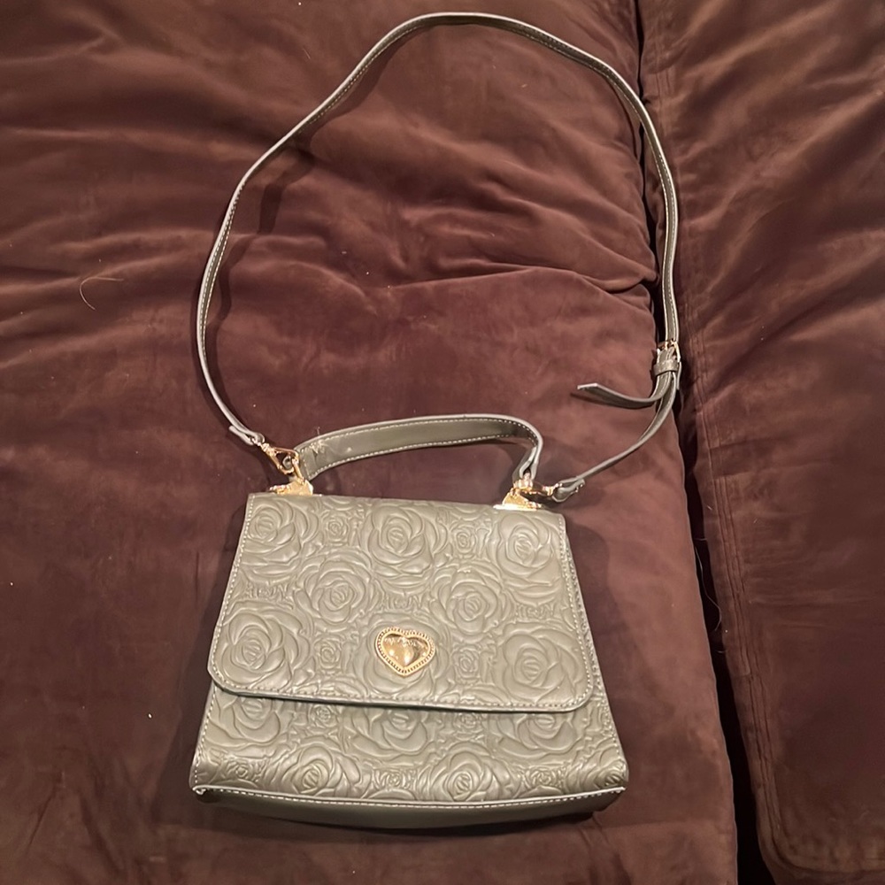 Betsey Johnson floral embossed olive green pocketbook